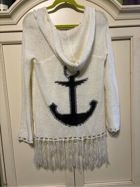 Vintage Havana Women’s Hooded Fringe Sweater with Anchor Graphic  size medium
